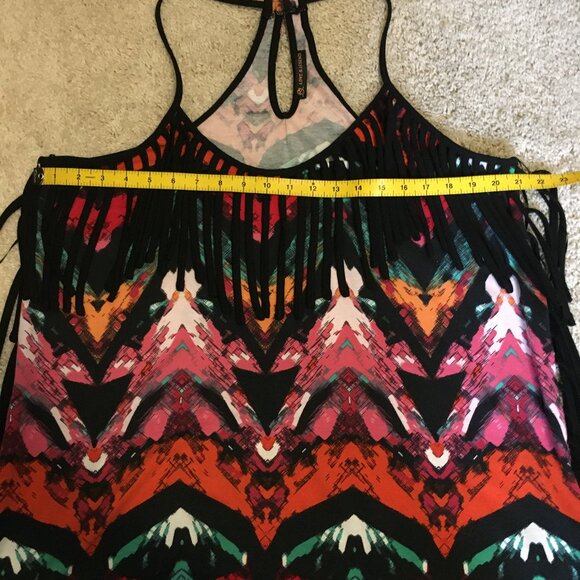 Arizona Bohemian Fusion Tassel Hemmed Tank - Picture 13 of 15